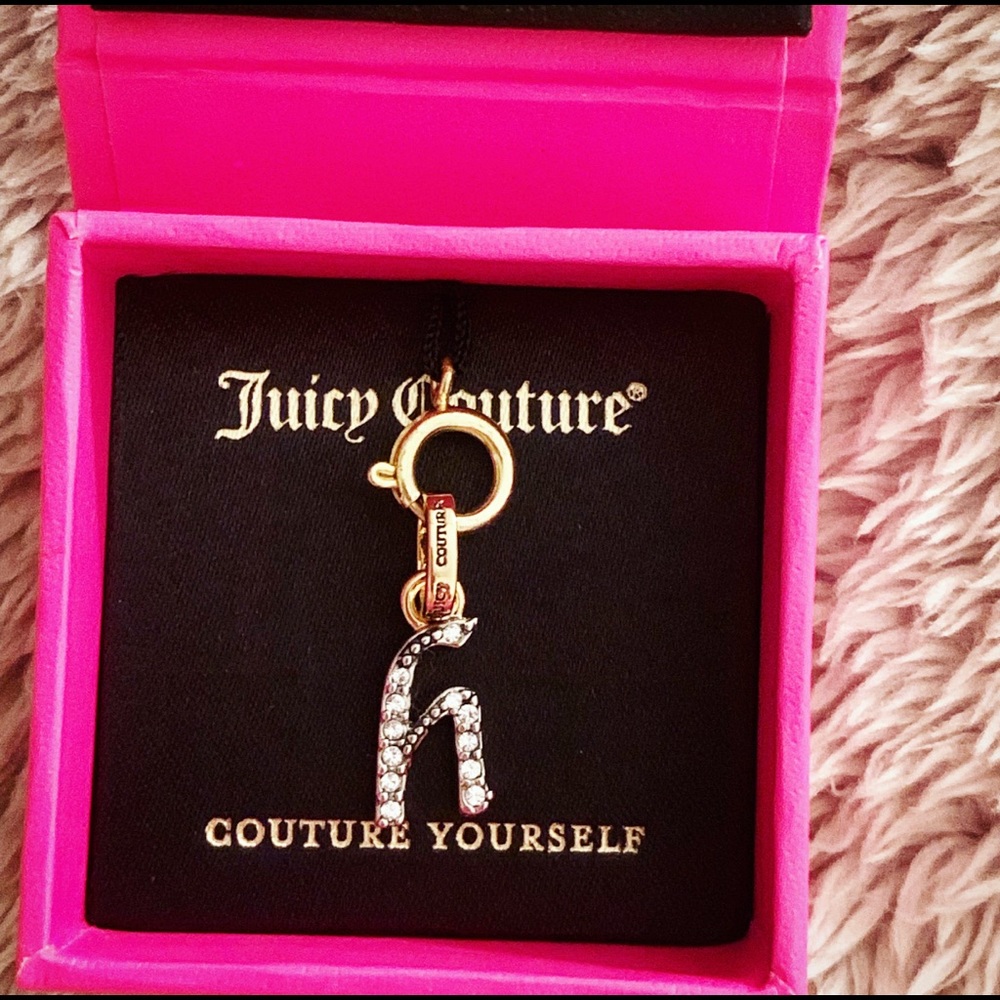 💎 “H” Charm 💎